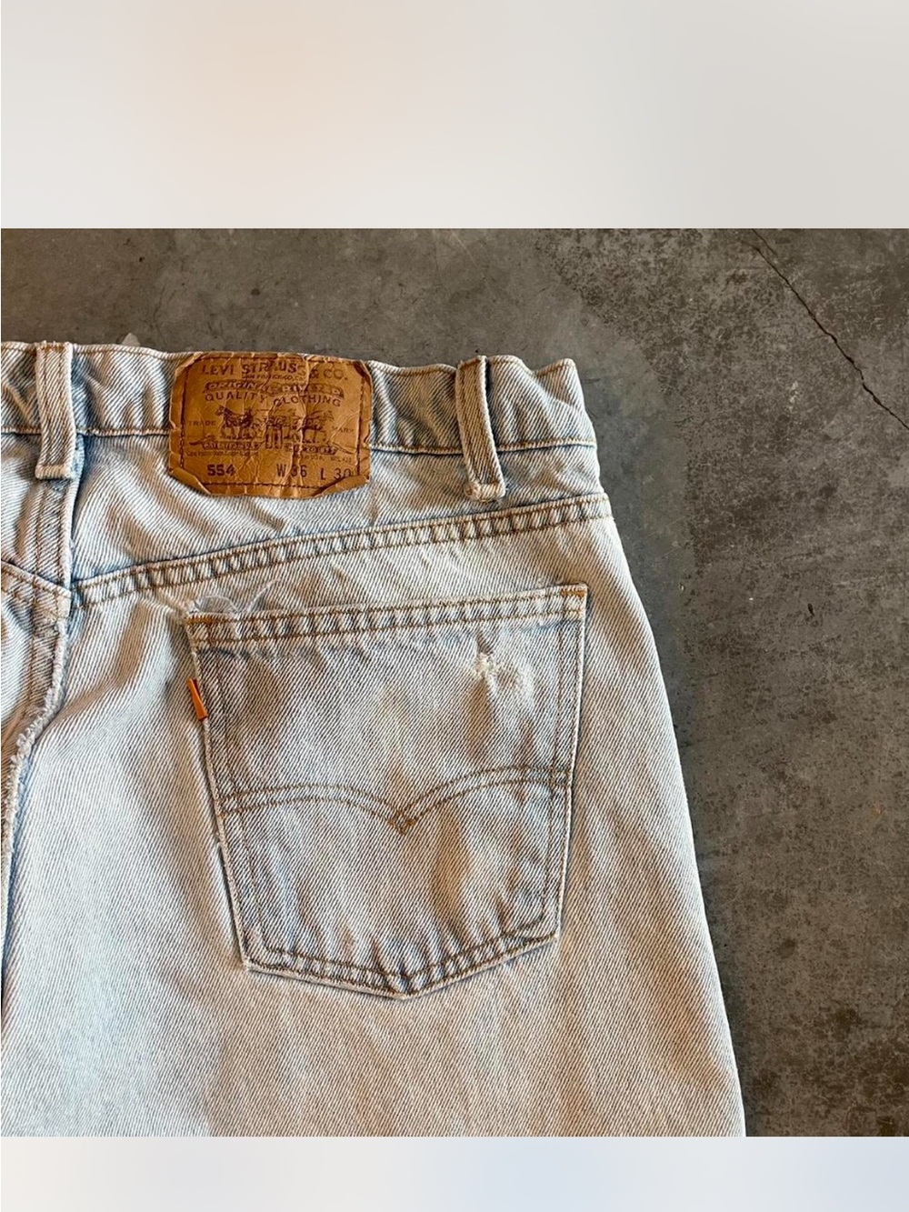 Vintage Orange Tab Levi’s 554 - Light Wash